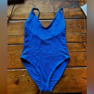 Size M Left On Friday Sunday Suit, First Place Blue